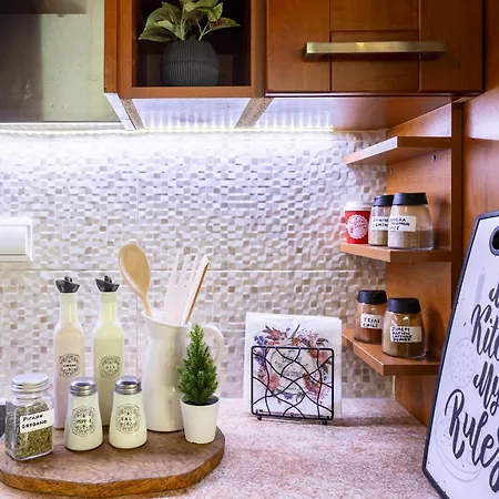 Lito's Gem - Cozy Dream Getaway Apartment *