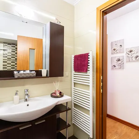 Lito's Gem - Cozy Dream Getaway Apartment *