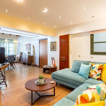 Lito's Gem - Cozy Dream Getaway Apartment Kalamata