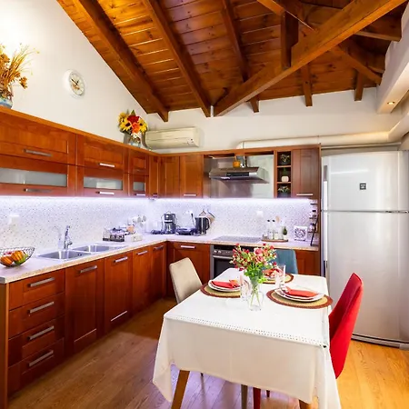 Lito's Gem - Cozy Dream Getaway Apartment *